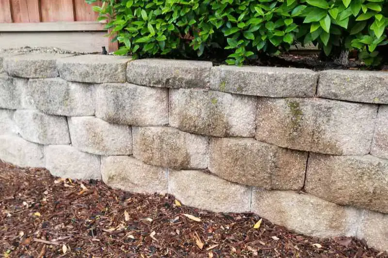 25 Practical Retaining Wall Ideas for Extra Curb Appeal - Lotusmagus